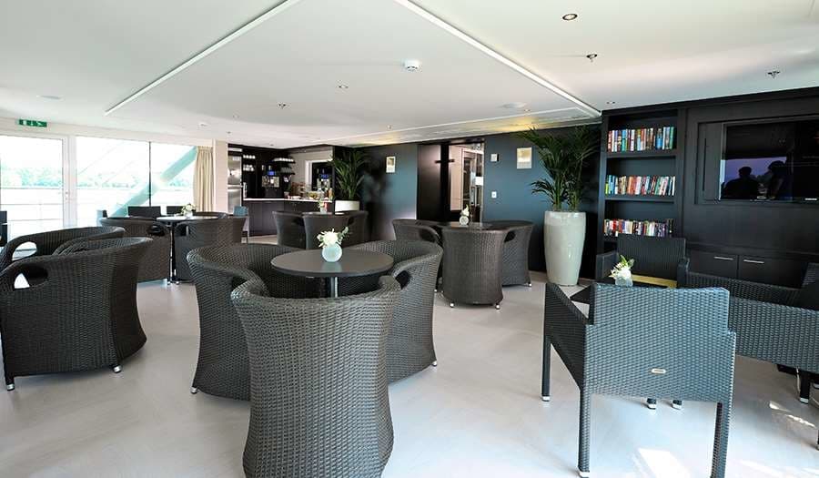 Club Lounge