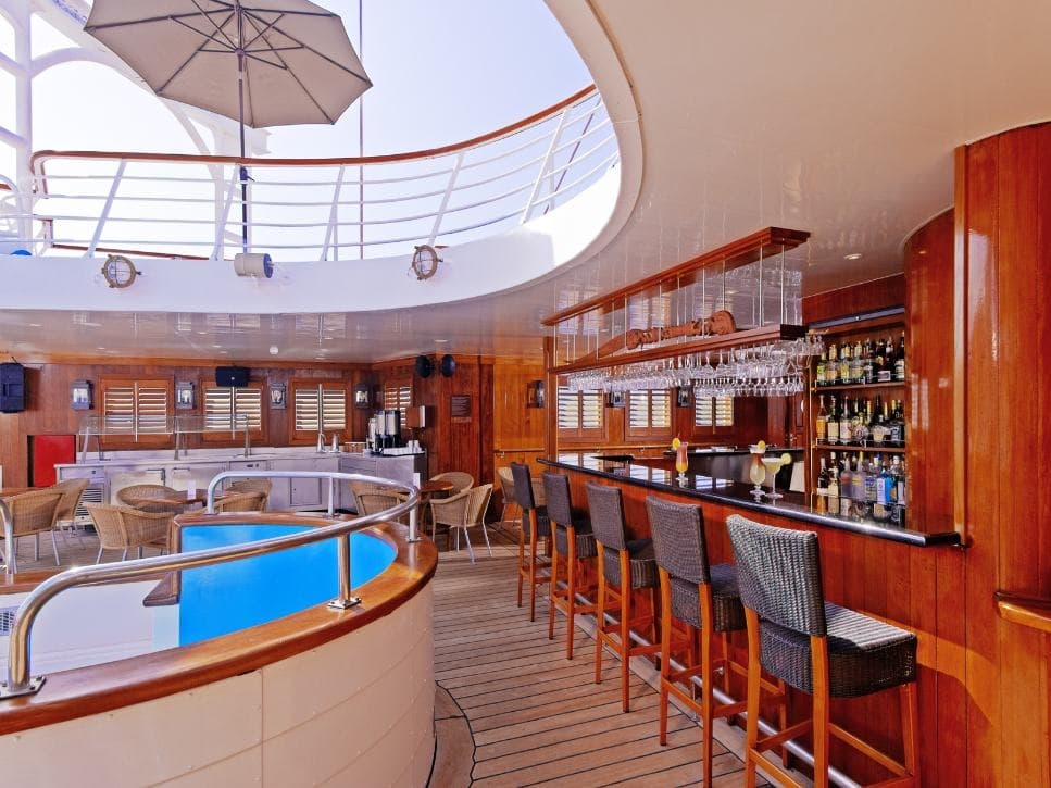 Pool-bar