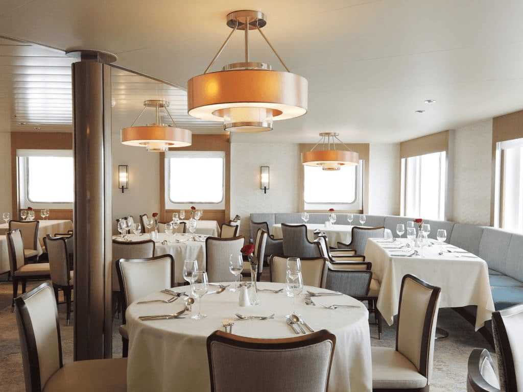 greg-mortimer-dining-room