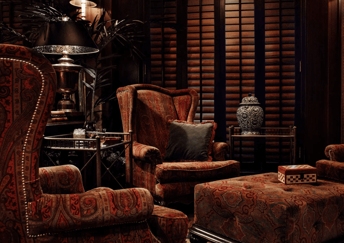 Connoisseur Club