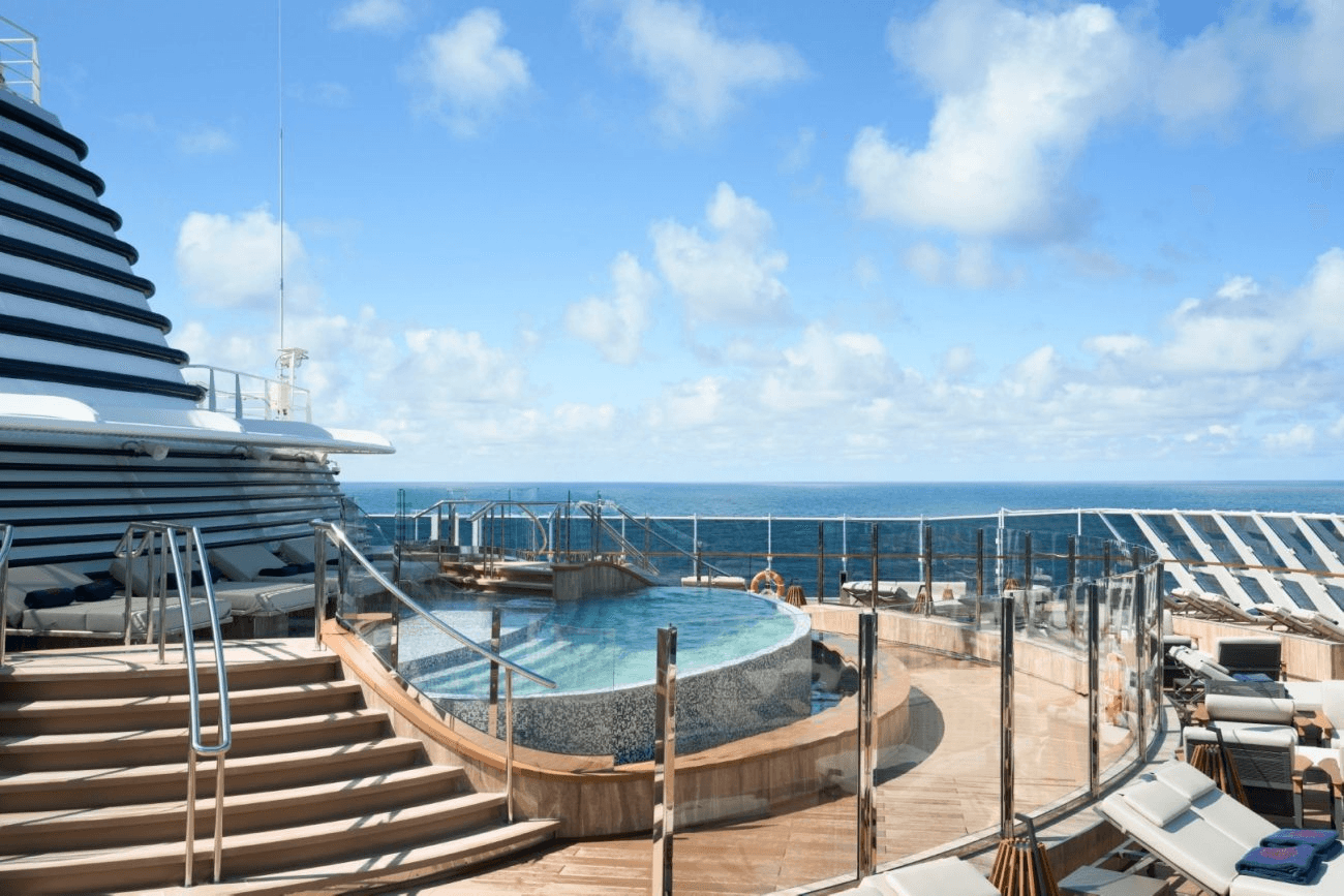 Helios Pool & Bar
