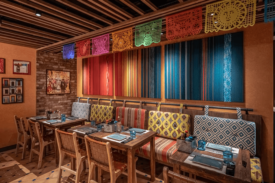 HOLA! Tacos & Cantina