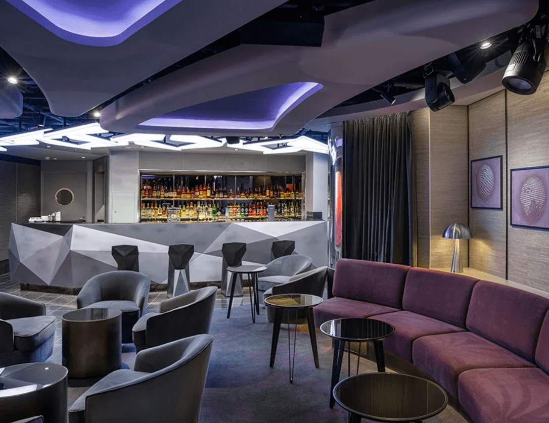 TV Studio & Bar