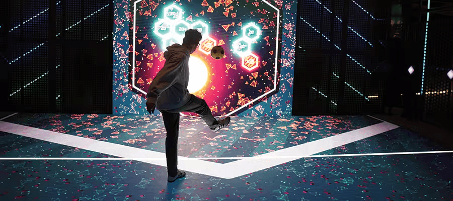wall_ball_glow_court