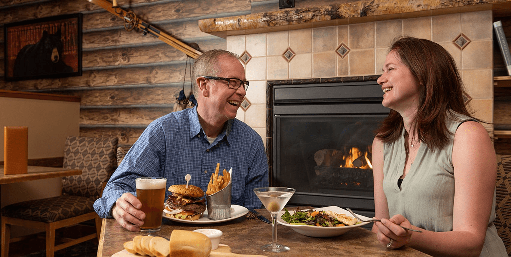 Tracker's Bar & Grill