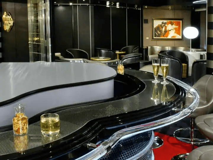 piano-bar