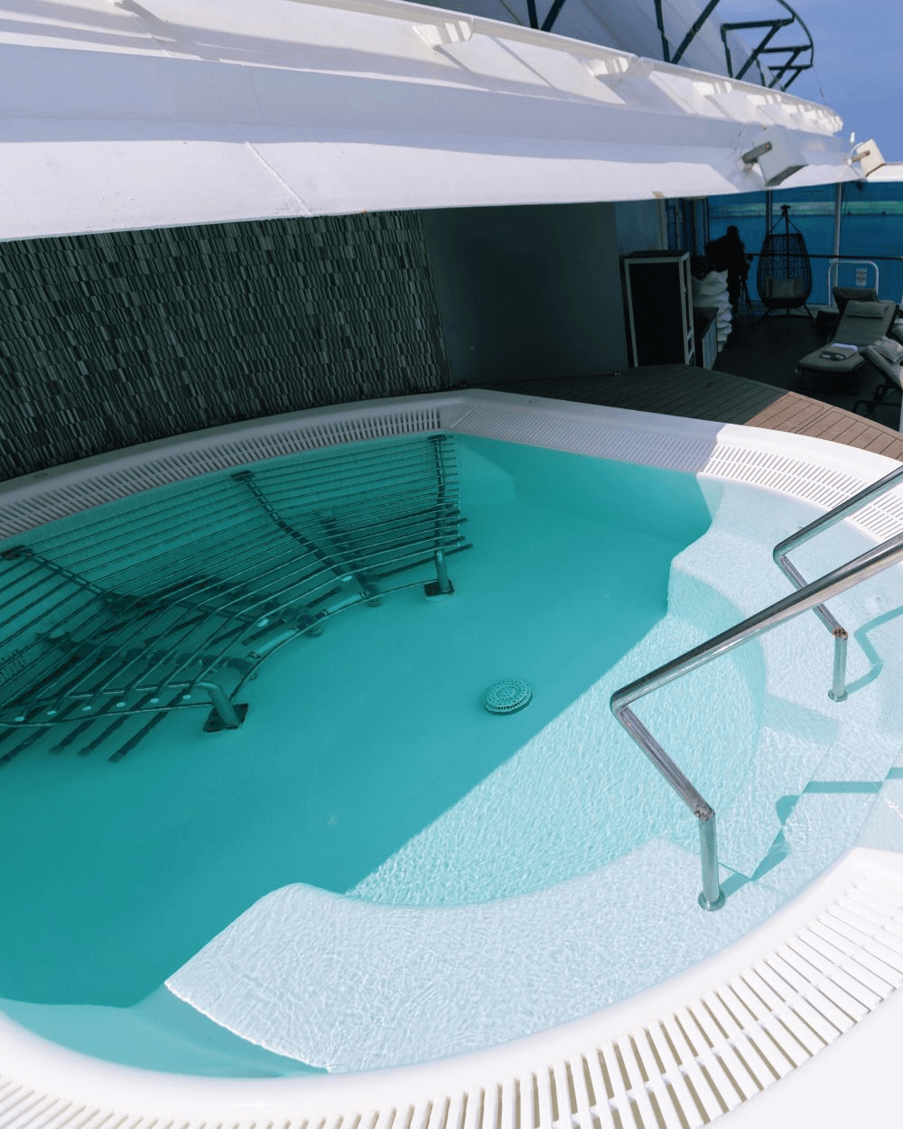 spa_deck