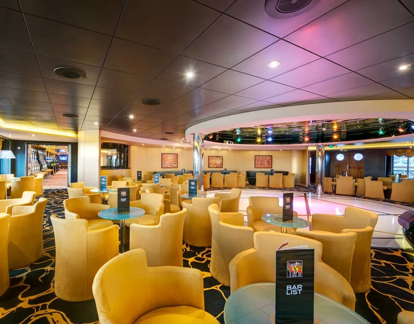 armonia-lounge-library-msc-lirica