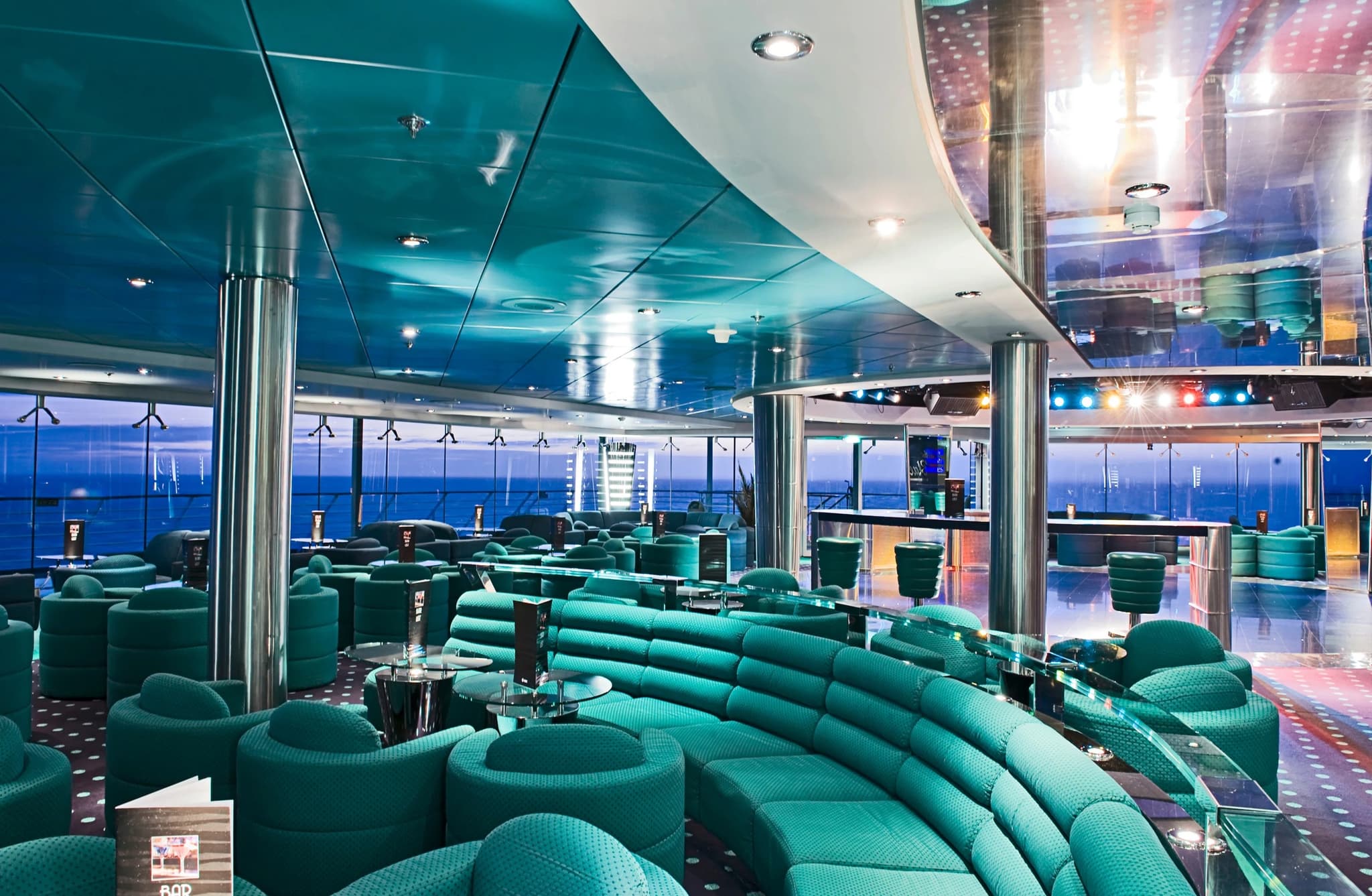 msc-lirica-entertainment-leisure