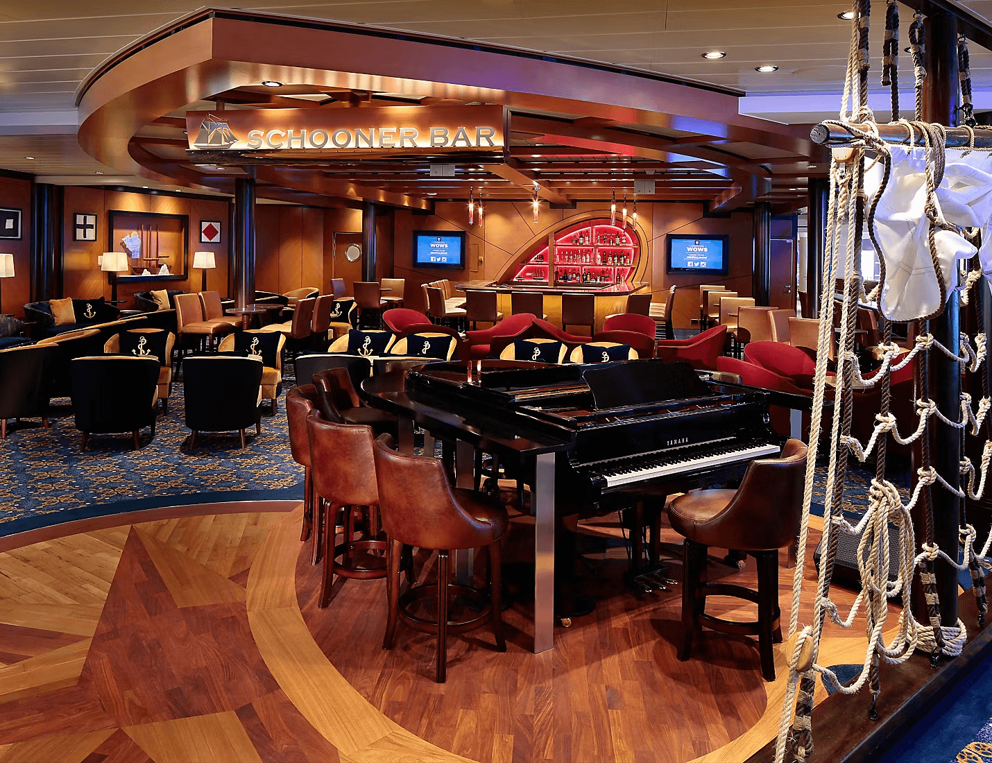 schooner-bar