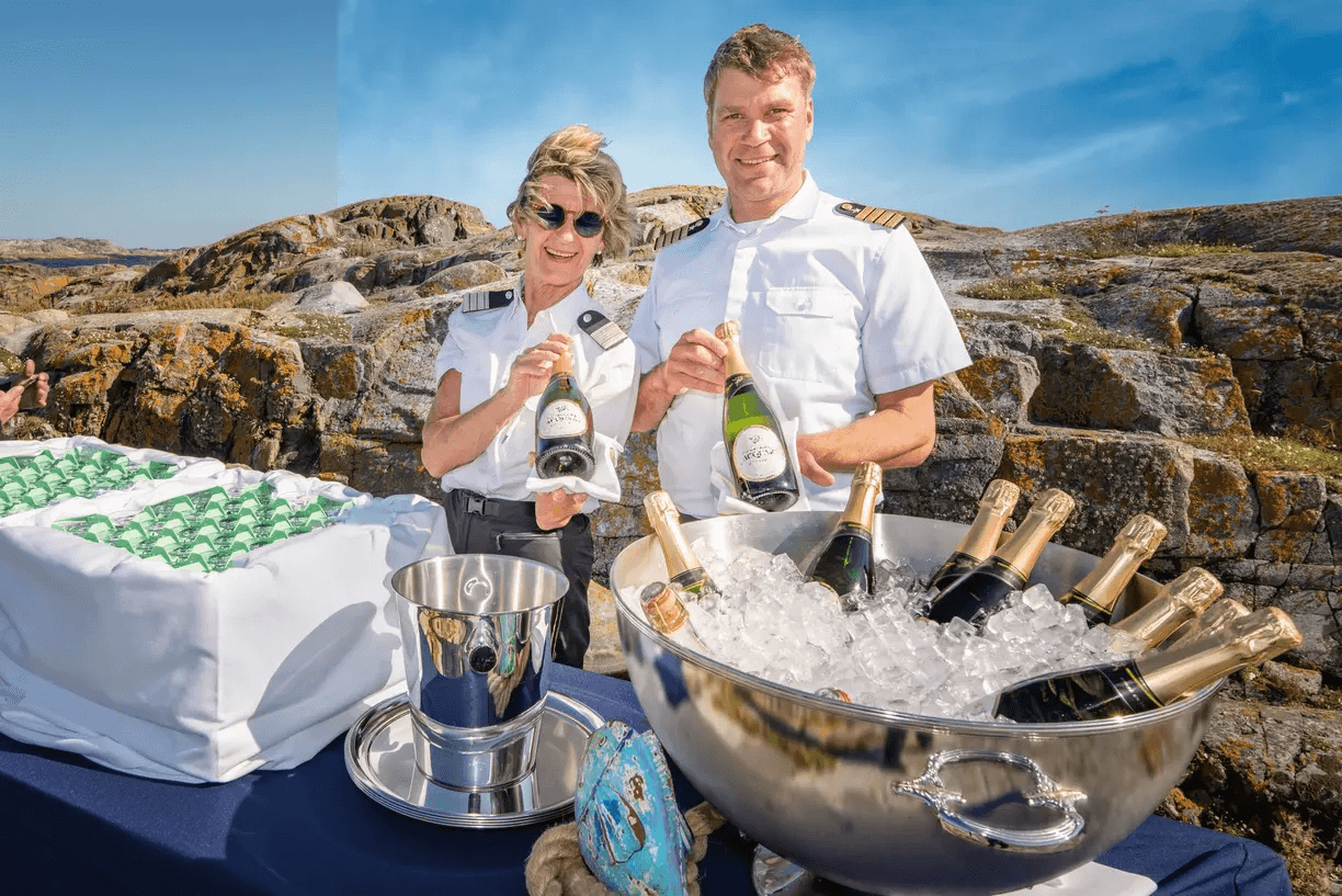 barbecued fish and chilled drinks