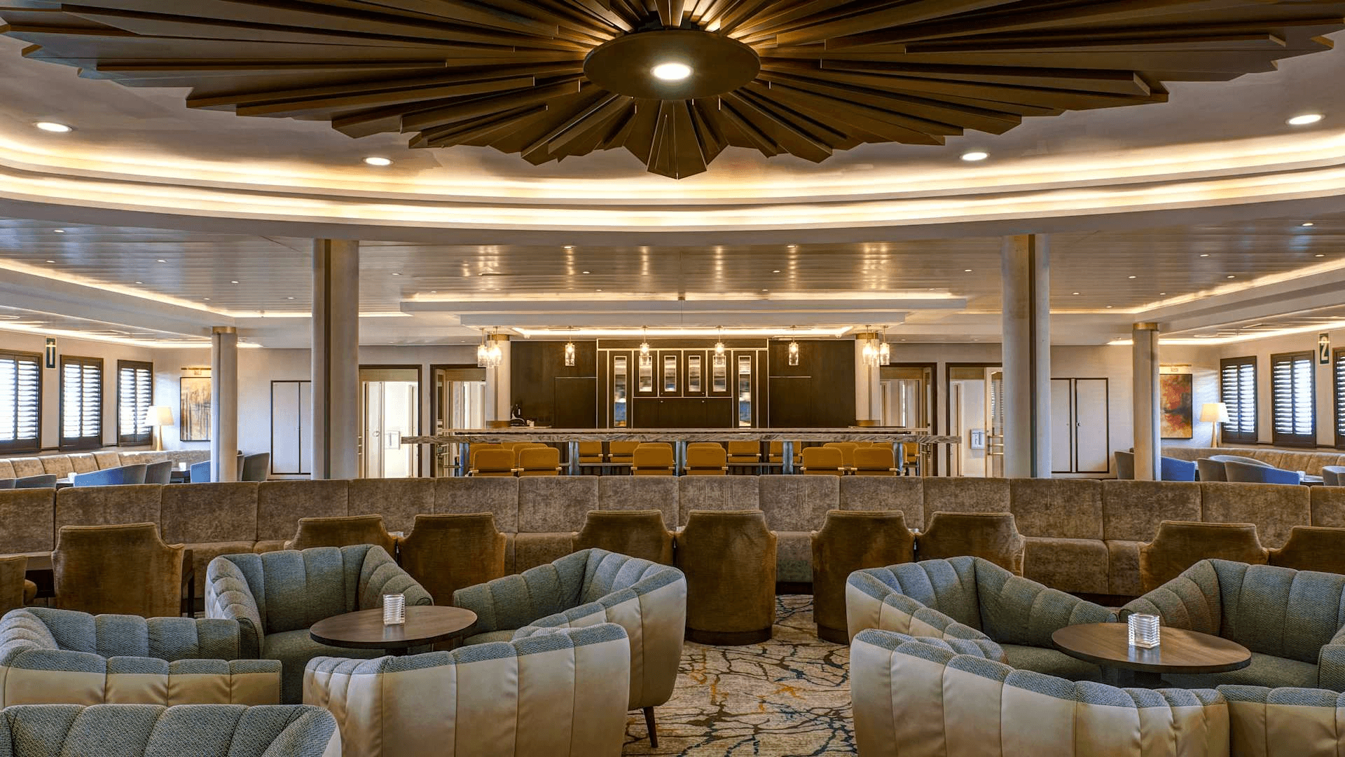 imgi_123_2025_WindSurf_Lounge_1
