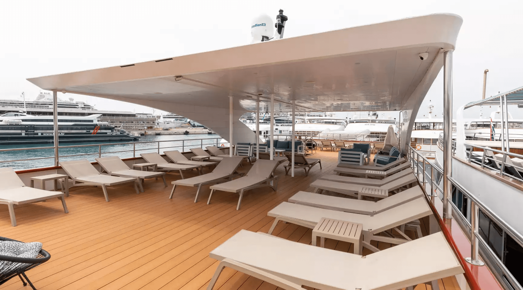 sundeck