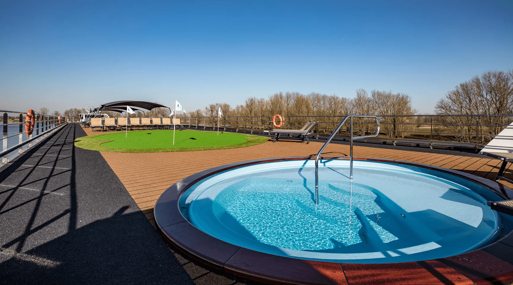 sundeck