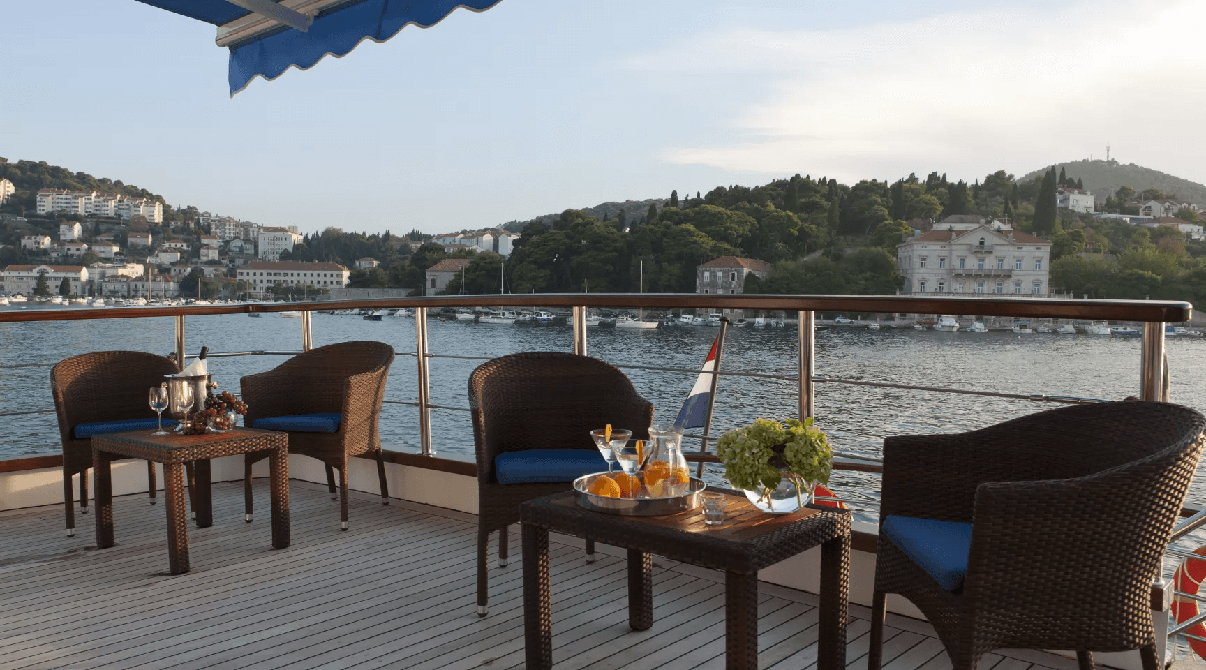 The Upper Deck