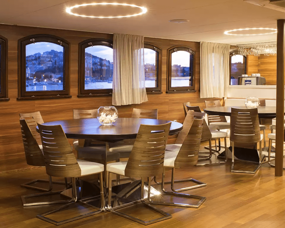 Dining on Board