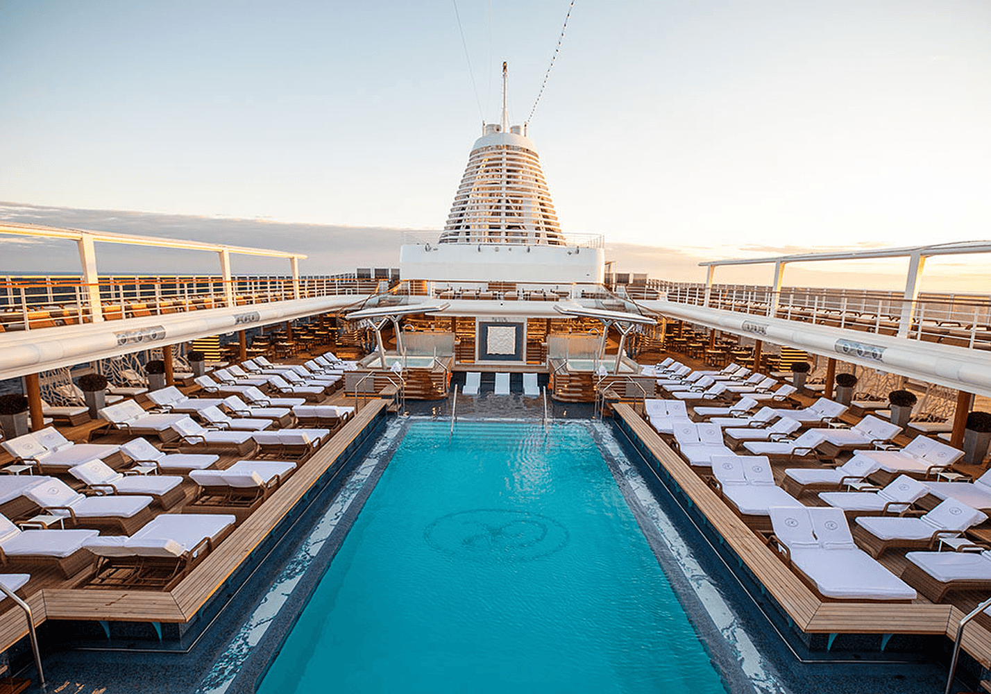 Pool Deck_1000